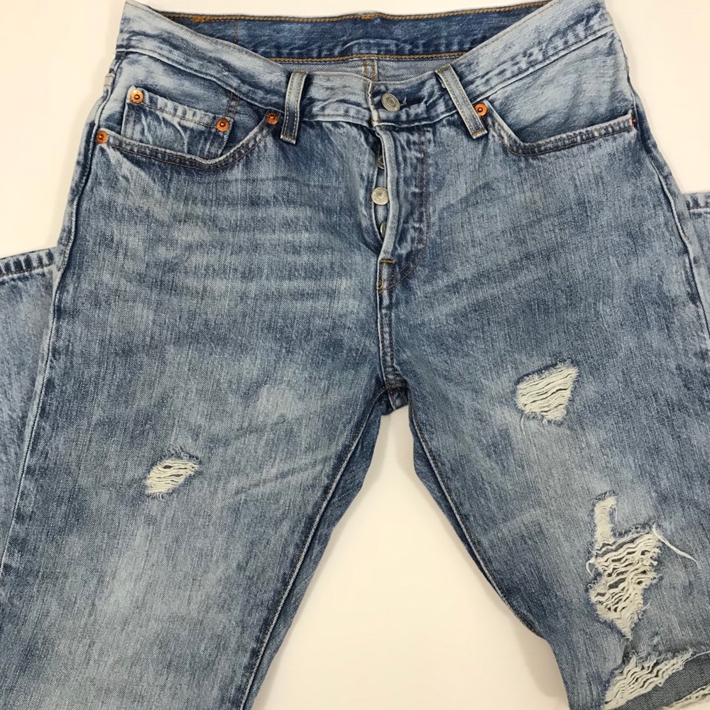 Levi’s 501 destroyed acid wash jeans size 26